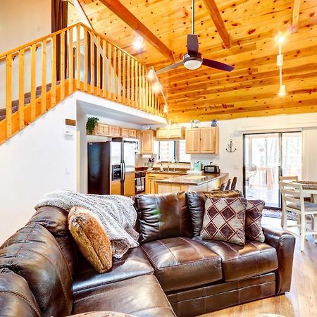 Lakeside Cabin Rental With Hot Tub - Close To Hiking ไพน์ท็อป-เลคไซด์ ภายนอก รูปภาพ